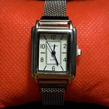 LY GEDUO Висококачествени Метални Часовник в Елегантен Стил за Жени, Изискани Точни Ръчни Часовници за Жени, Дамски Часовници