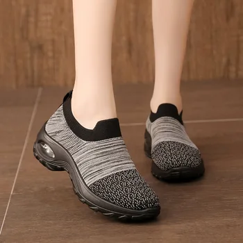 2020 нови Обувки с Чорапи За Краката, устойчива на плъзгане Еластична Обувки На Въздушна Възглавница, Дишащи Спортни Обувки За Полети, Голяма Дамски Обувки 35-43 Обувки