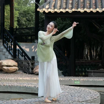Нови Класически Танцови Костюми 2022 Китайски Мода Ретро Стил Цветна Бродерия Тънки Шифоновые Върховете Елегантни И Нежни Спортни Дрехи